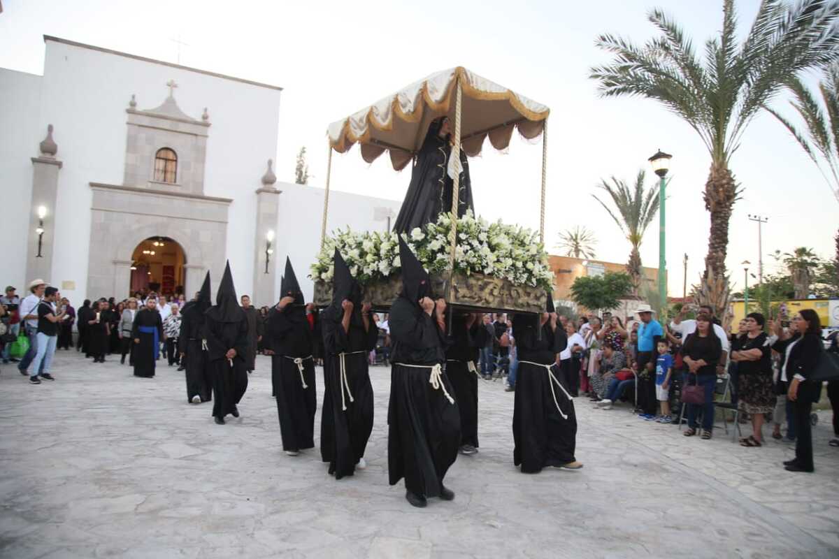 Procesión del Silencio en Viesca, Coahuila. | Martín Piña
