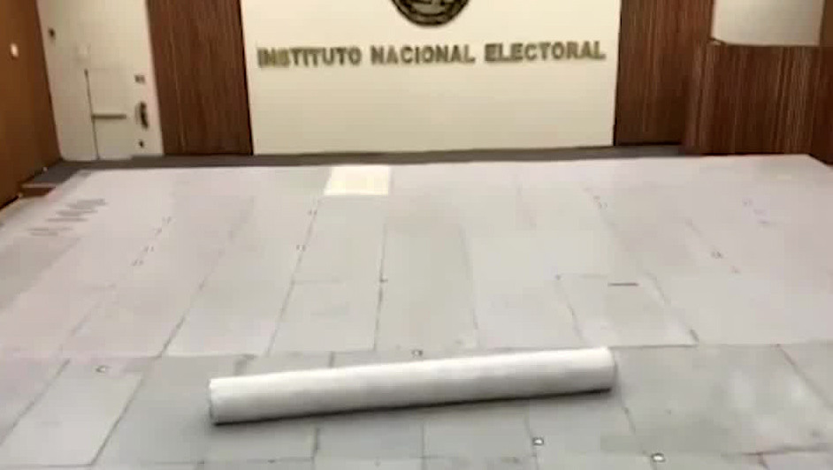 Carla Humphrey comparte video de la preparación del foro para los debates presidenciales 2024