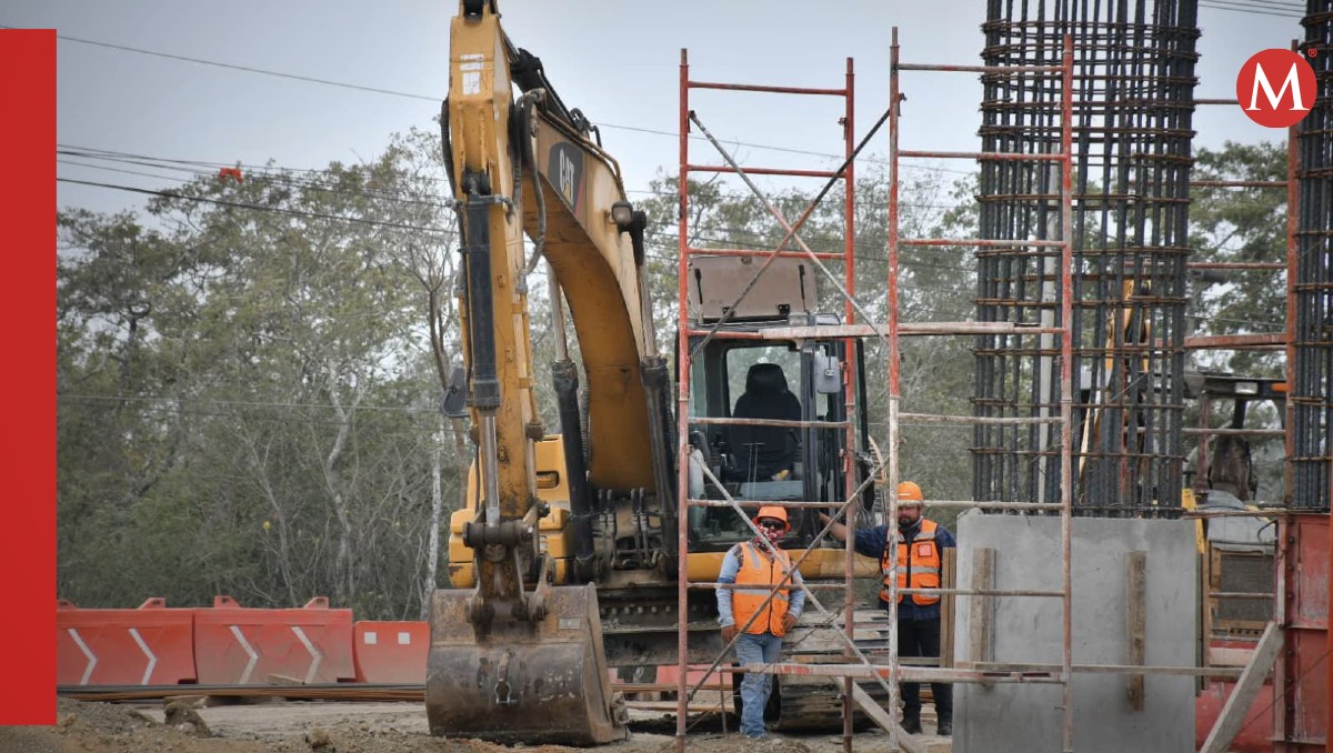 Construcción del puente vehicular en Altamira, Tamaulipas.