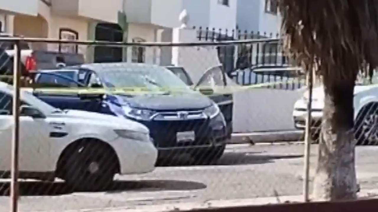 Asesinan a dos hombres en Ensenada, BC; una mujer y menor de 3 años resultaron heridos