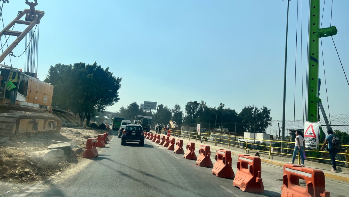 Obra del Trolebús afectan la circulación. Foto: (Zuleyma García)