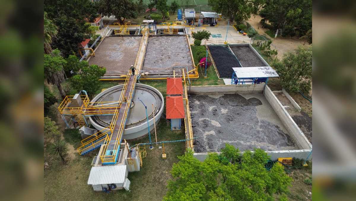 Antes de que la planta entrara en funcionamiento, aguas residuales se vertían al Río Chiquito, que se une con el Río Atoyac. | Especial