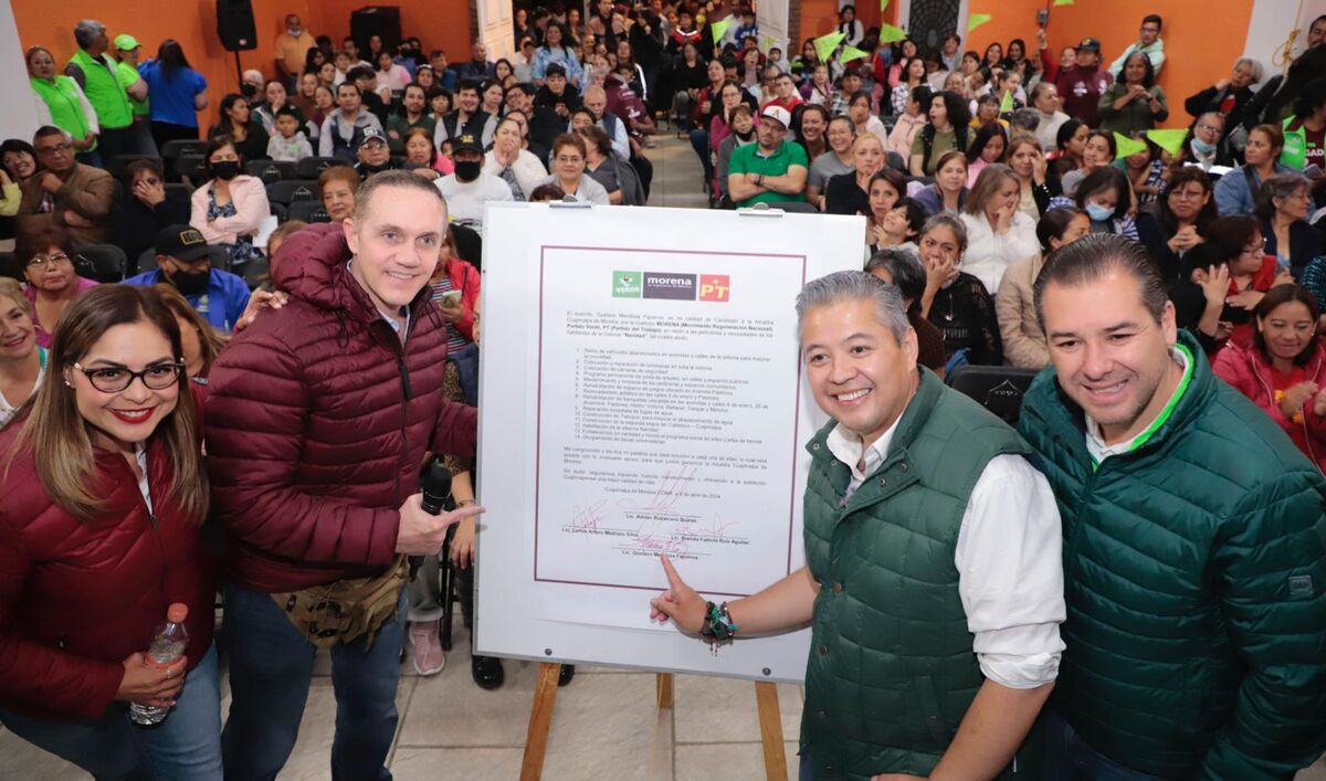 Gustavo Mendoza otorgará becas universitarias para jóvenes en Cuajimalpa.