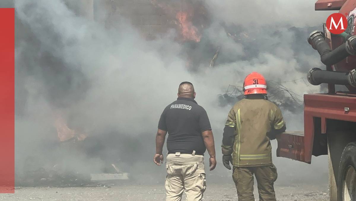 Incendio en recicladora de Chalco| Foto:Zuleyma García