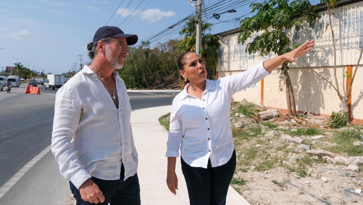 La gobernadora Mara Lezama Espinosa acompaña de Armando Lara De Nigris. Foto: (Especial)
