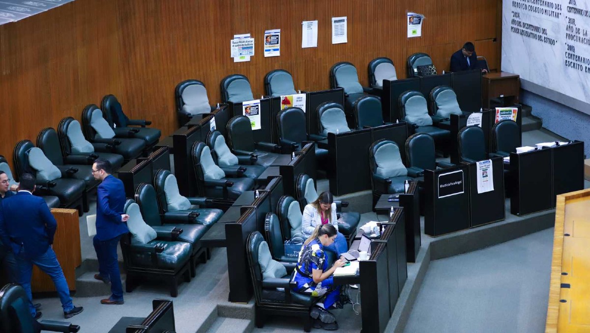 Congreso de Nuevo León / Jorge López