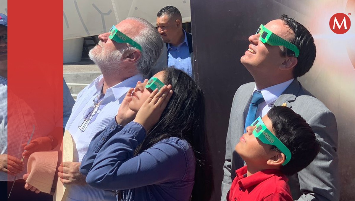 Más de 3 mil personas asistieron al Parque Explora a disfrutar del eclipse solar | Christian Ortiz