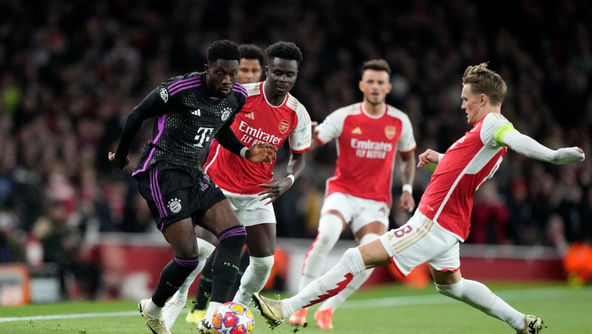 Arsenal vs Bayern Múnich en los cuartos de final de la Champions League (AP)