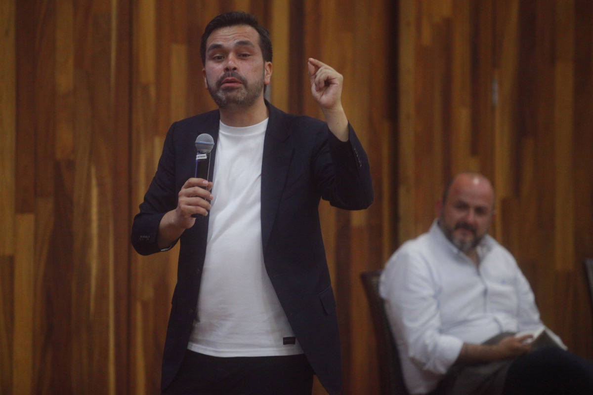 Jorge Máynez visitó a la Universidad de Guadalajara durante su visita a la ciudad tapatía (Fernando Carranza)