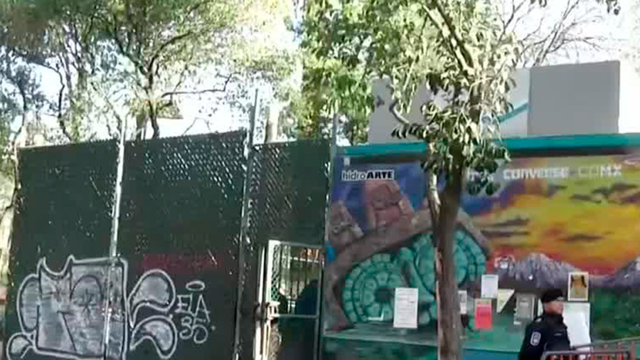 Autoridades capitalinas retiran agua contaminada de un pozo en Álvaro Obregón en la CdMx