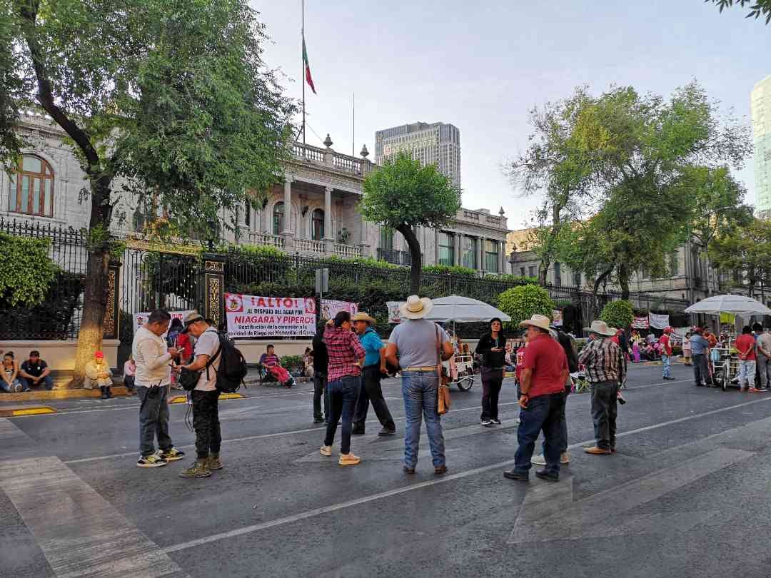 Los integrantes de esta movilización pertenecen a la comunidad de Xochitlán.