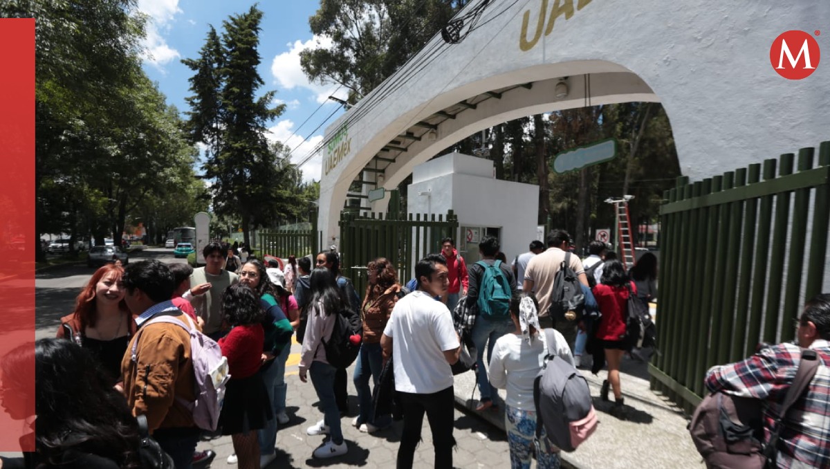 Entrada de la Universidad Autónoma del Estado de México. Foto: (Tania Contreras)