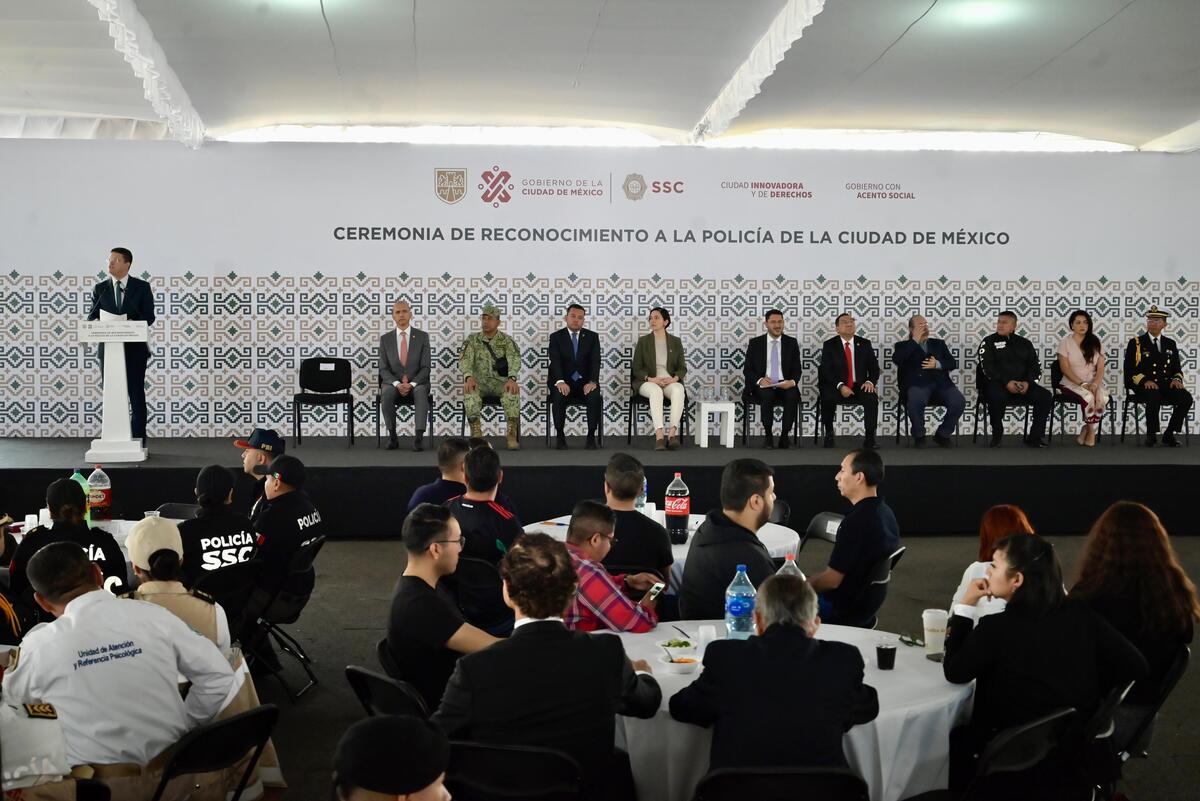 La SSC realizó un total de mil condecoraciones a 378 mujeres y 622 hombres.