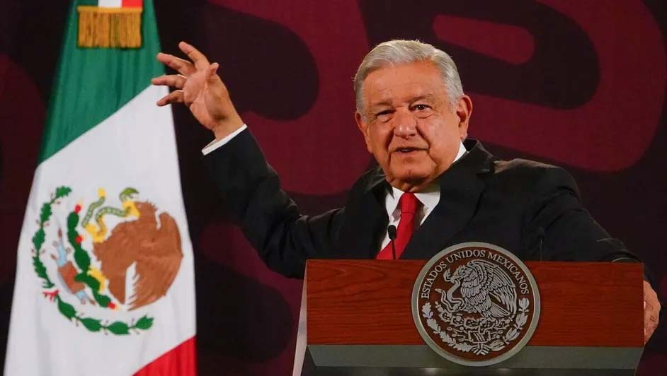 AMLO revisa con embajador de EU conflicto con Ecuador