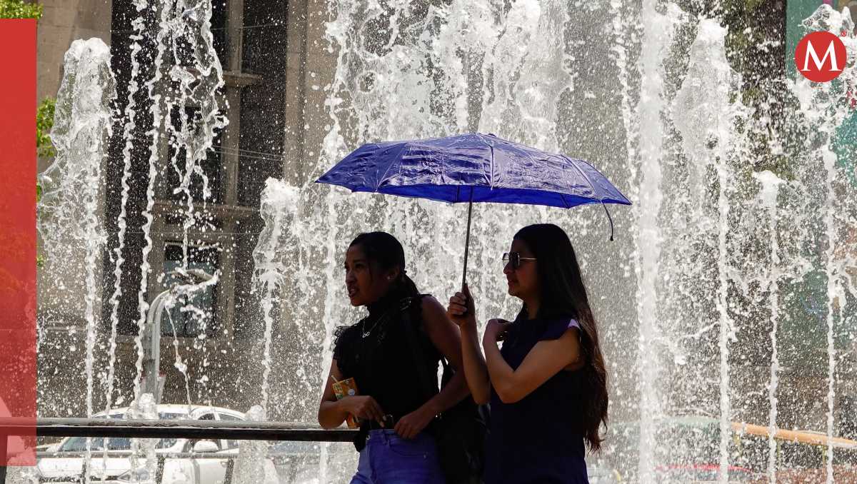 Usa ropa ligera, bloqueador solar, sombrilla, gorros, mantente bien hidratado y no te expongas por periodos prolongados al Sol. | Cuartoscuro