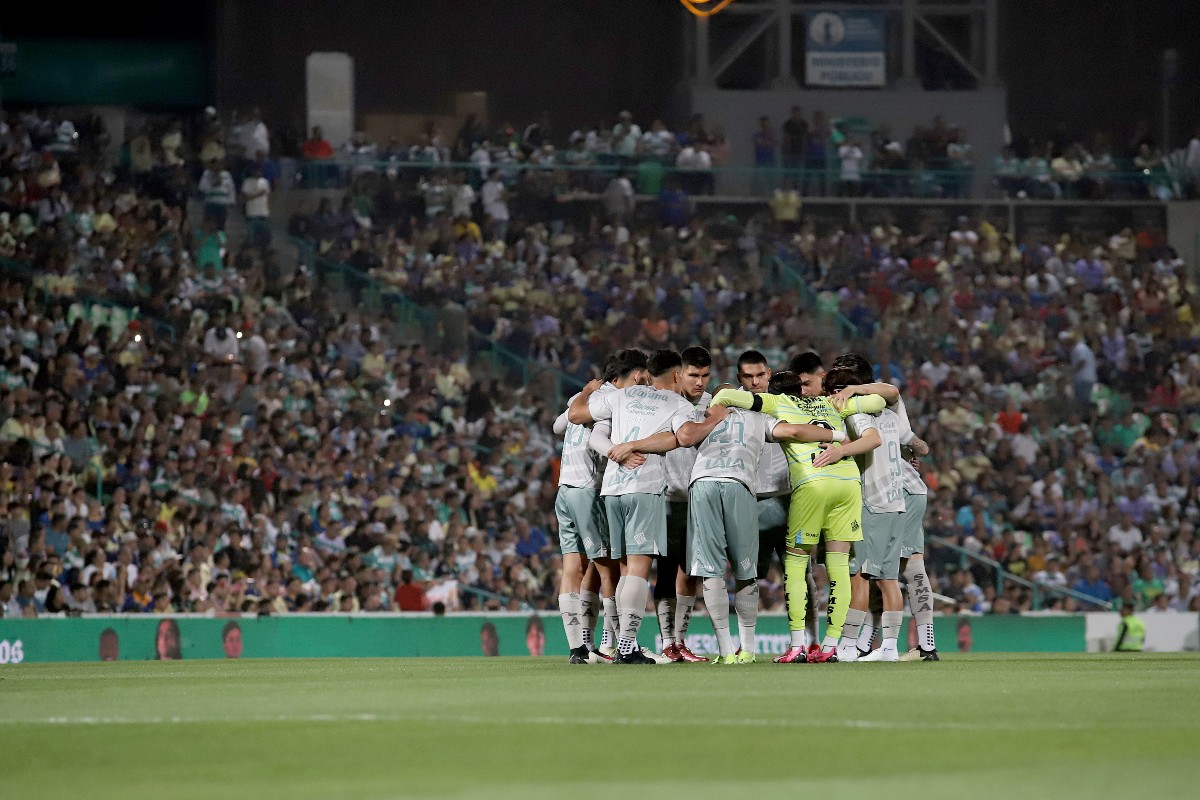Santos Laguna enfrenta este viernes al Necaxa con la obligación de obtener los tres puntos para seguir aspirando a Play-In. | Rolando Riestra