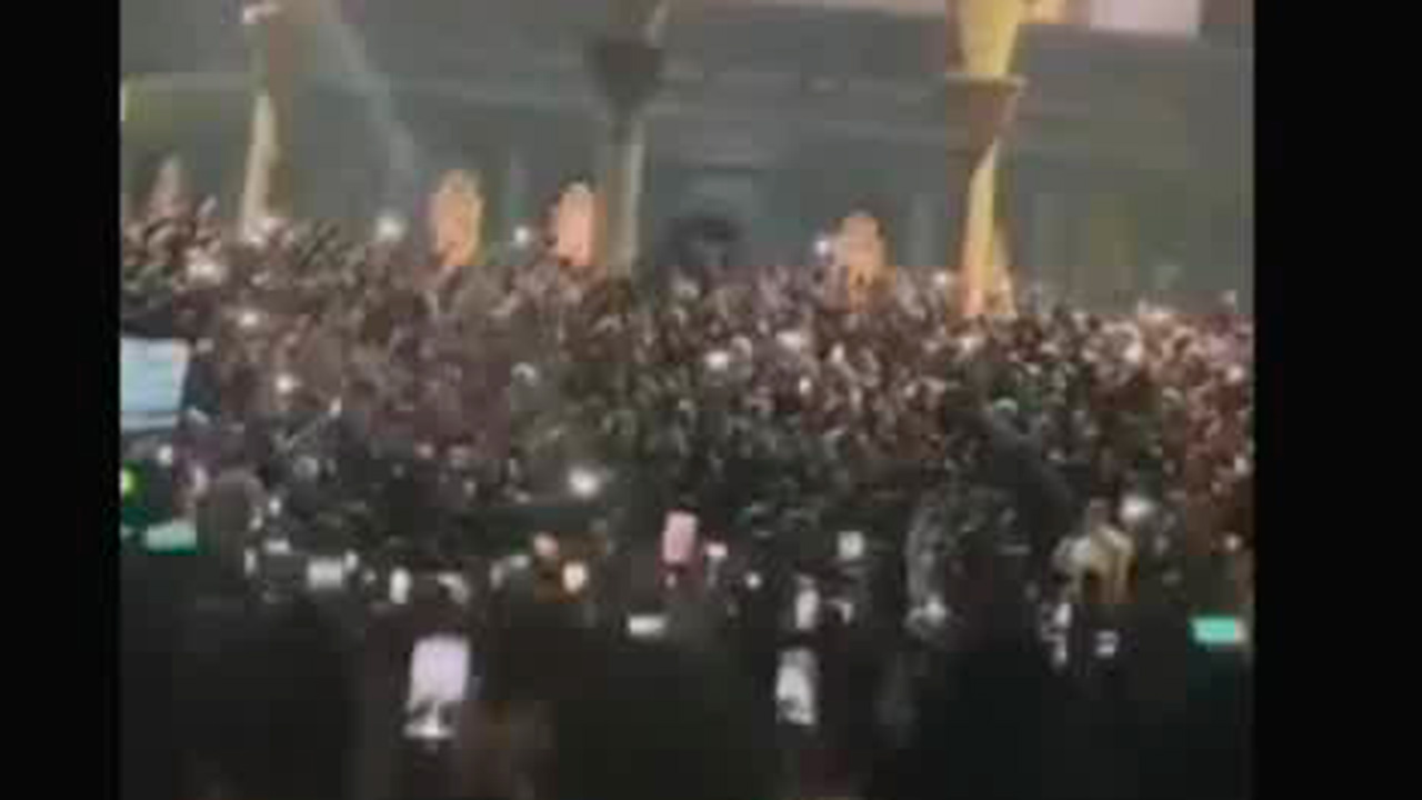 Palestinos festejan los ataques contra Israel