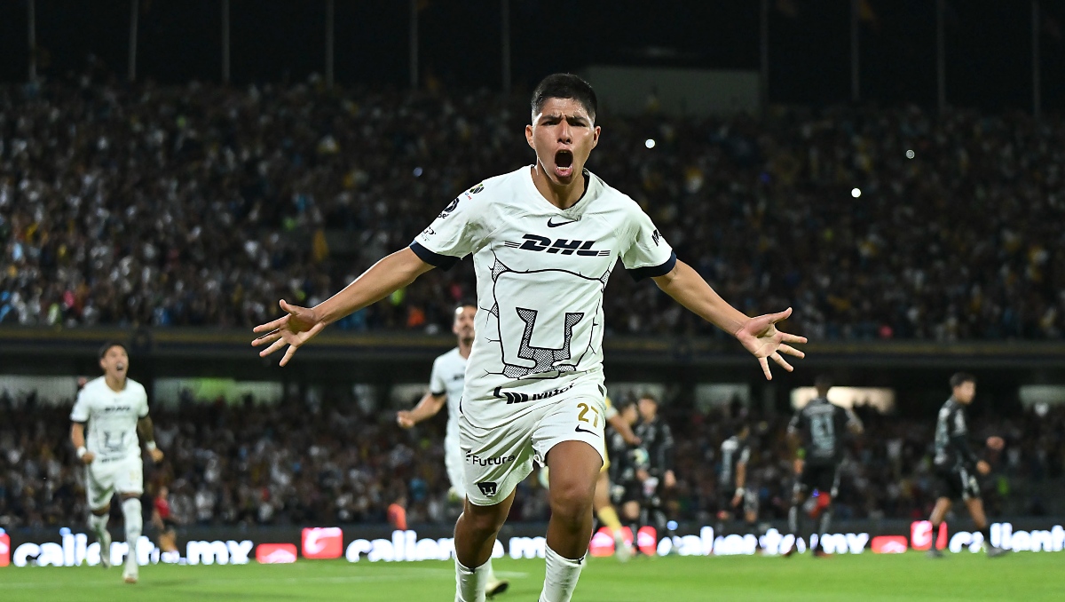Piero Quispe se estrena como goleador de Pumas ante el León (Imago7)