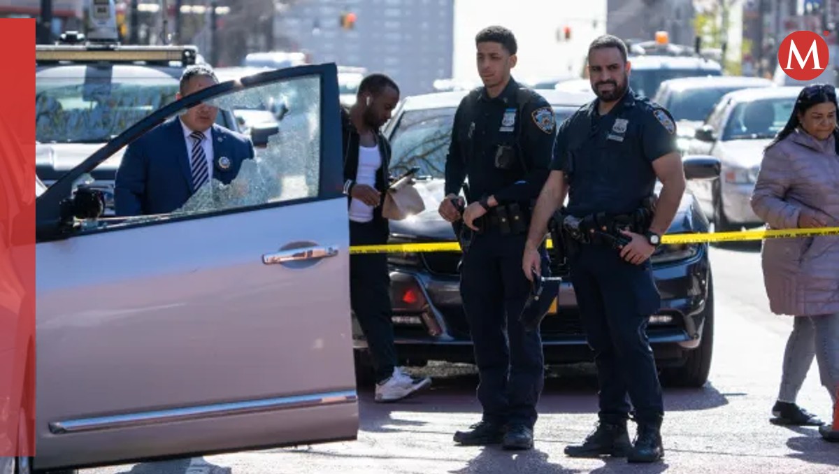 La policía del Bronx acordonó la zona y busca a los sospechosos. | Especial