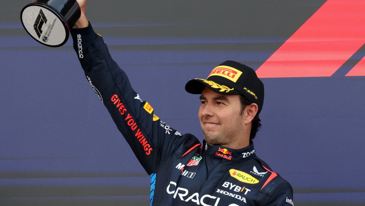 Checo Pérez quiere renovar con Red Bull al menos por dos años más (Reuters)