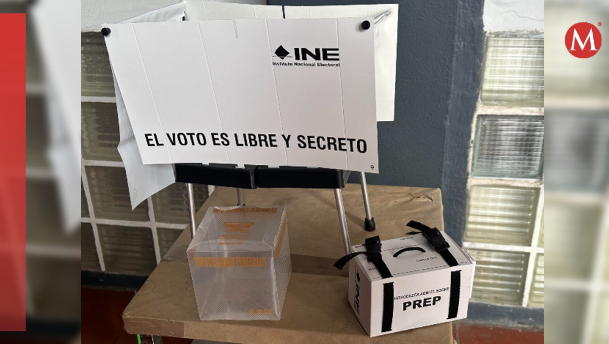 Con material miniatura, capacitan a funcionarios de casilla