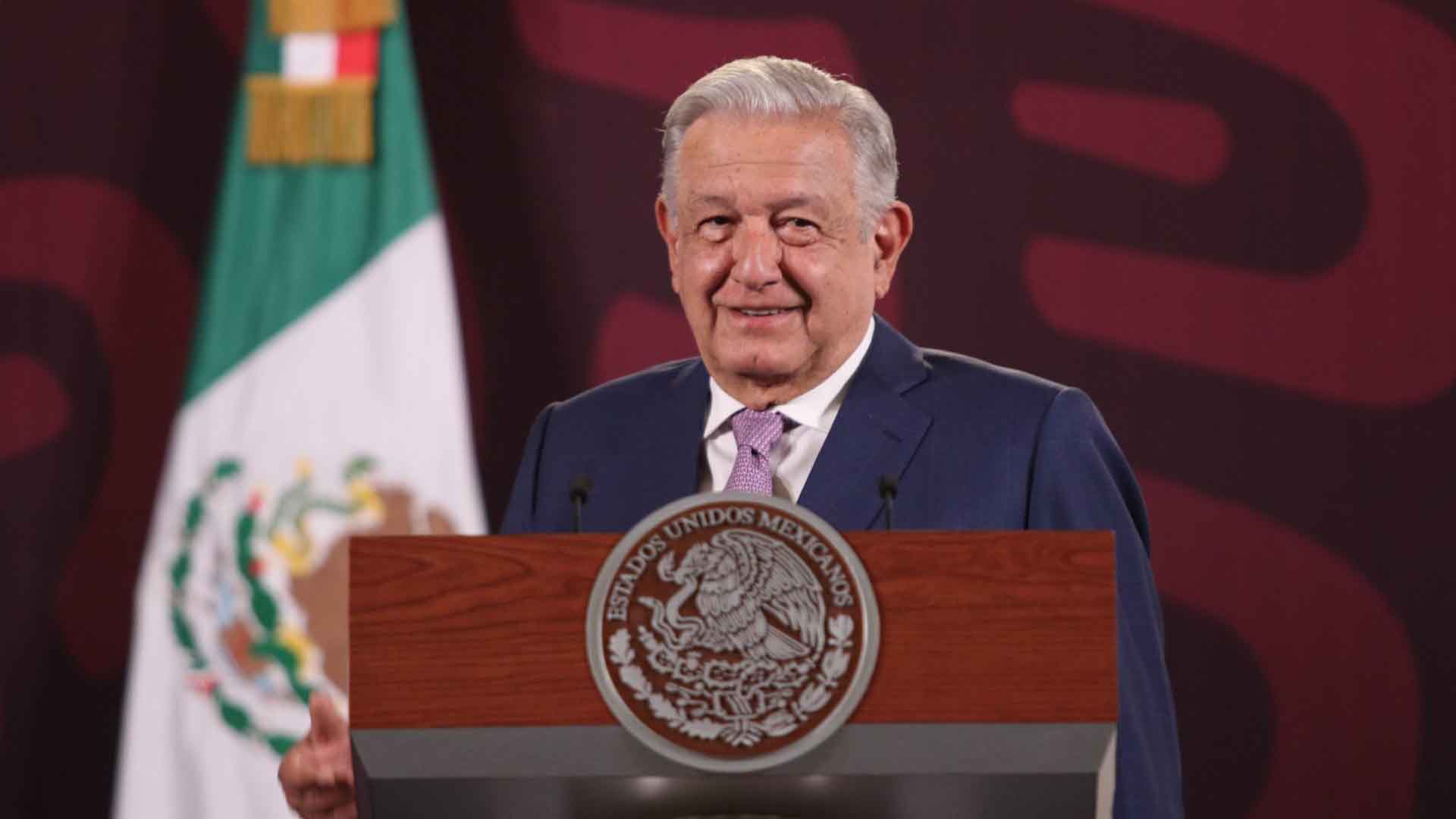 Derecho a la pensión no prescribe, nadie puede robarse las Afores: AMLO