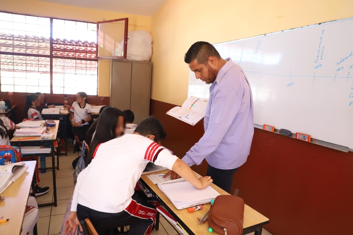 Los horarios de clases fueron modificados en algunos municipios de Michoacán. | Especial