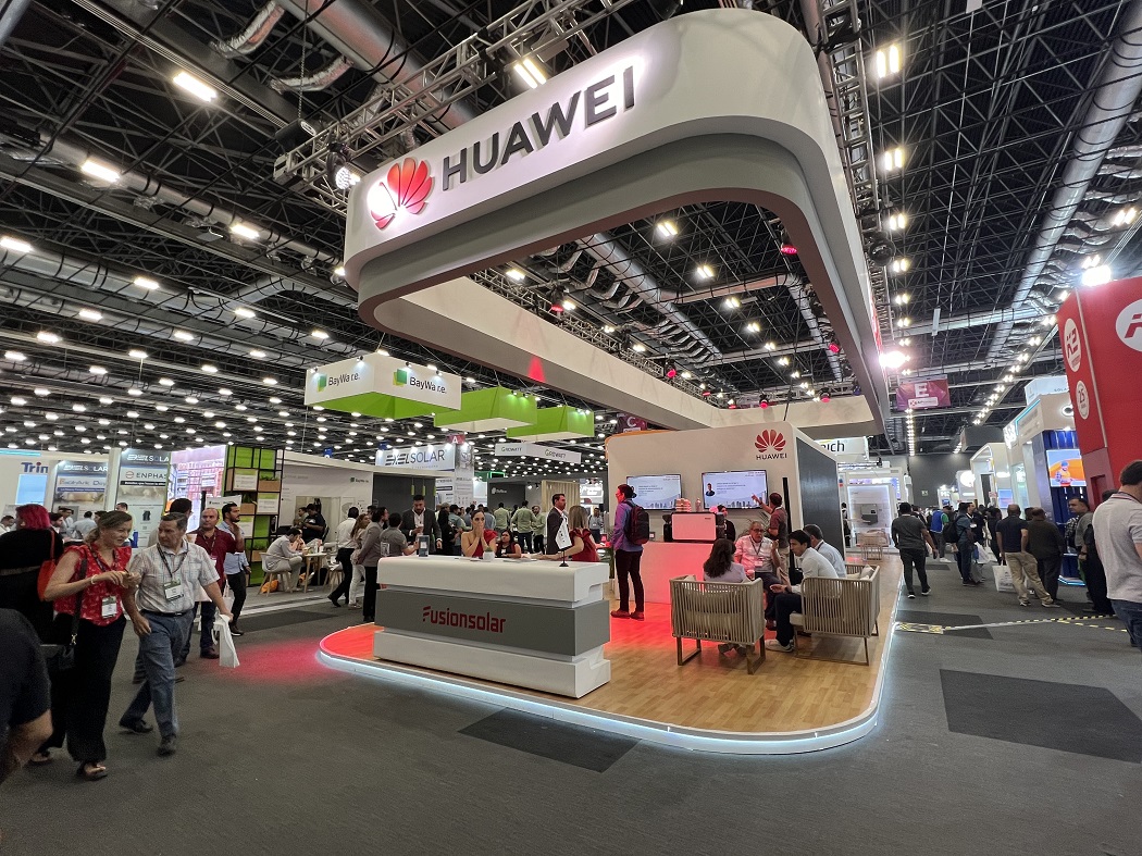 Huawei FusionSolar se presenta en Solar + Storage México en Expo Guadalajara. (Jesús Suárez)