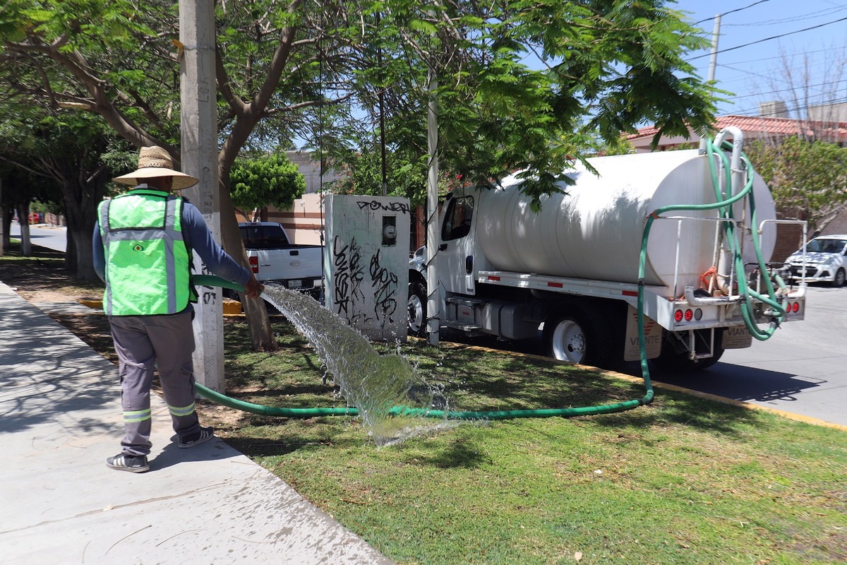 Plazas Públicas, un reto su riego de áreas verdes frente a altas temperaturas. | Luis Alatorre