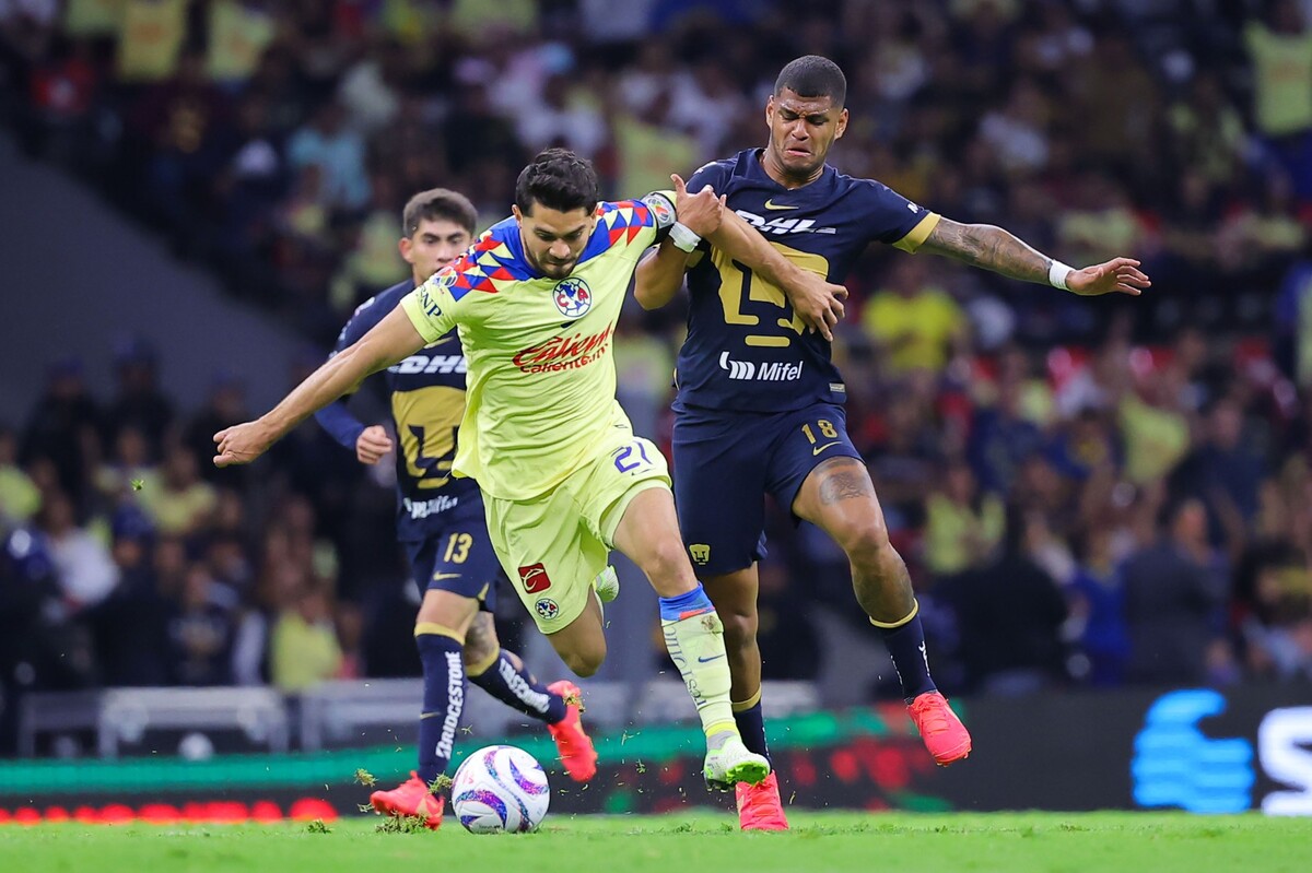 Pumas y América; un clásico de máxima tensión (Imago7)