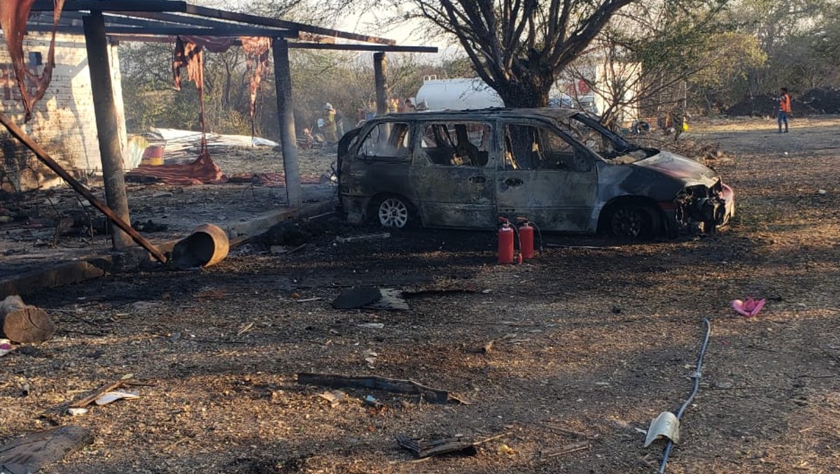 Así quedó el polvorín tras explosión en Ayotlán, Jalisco (Cortesía)