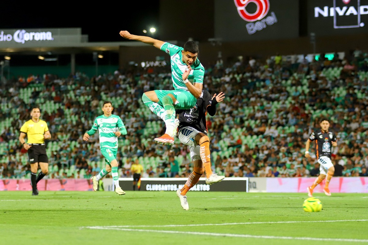 Santos Laguna dio un mal partido en casa. (Rolando Riestra)