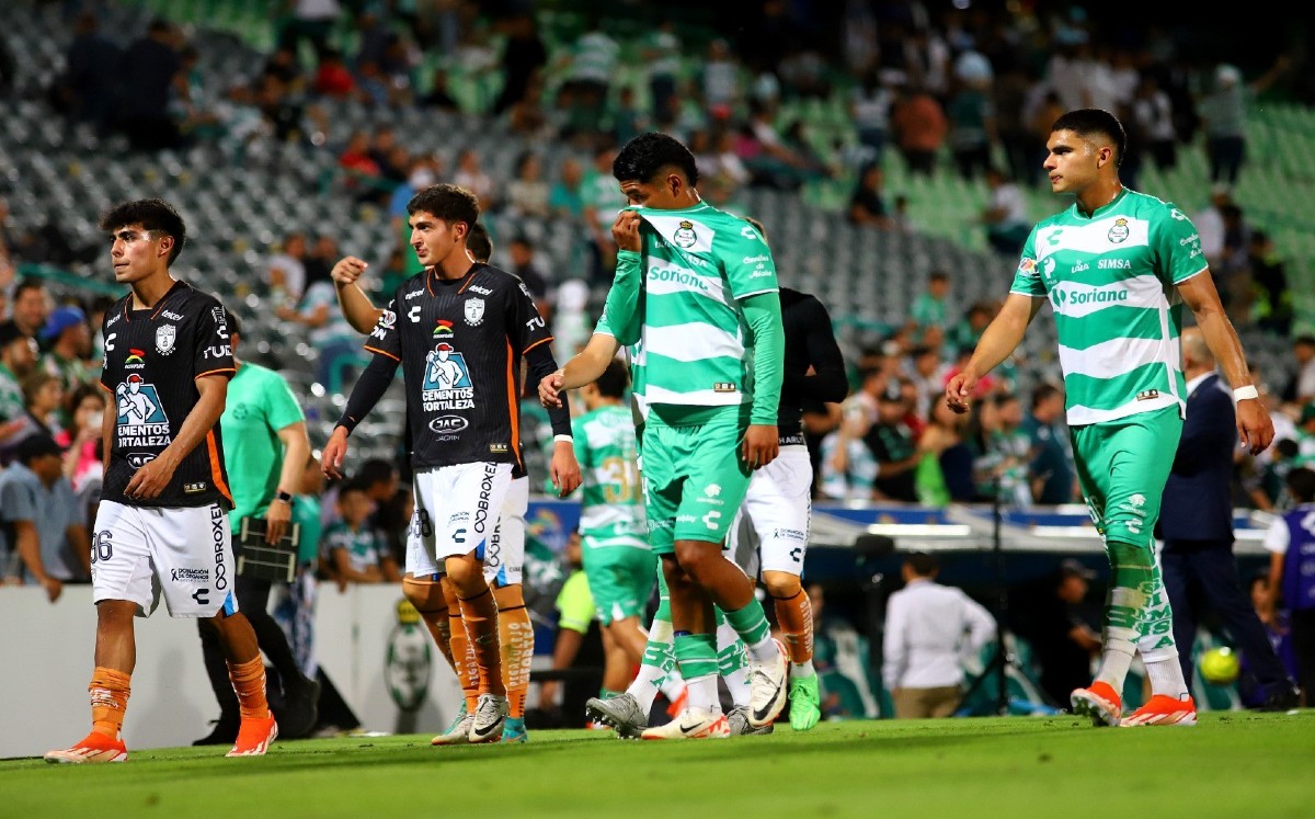 Santos Laguna. l Rolando Riestra