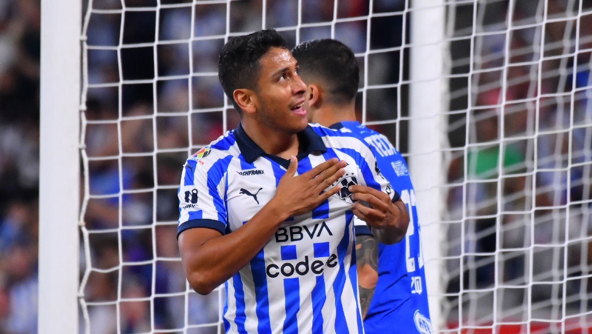 REAPARECEN MEDINA Y ROMO EN EL CUADRO TITULAR (Imago7)