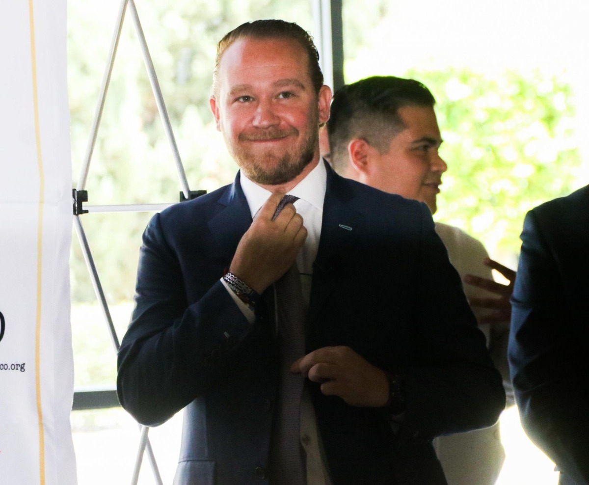 Santiago Taboada crea emociones diversas en los votantes