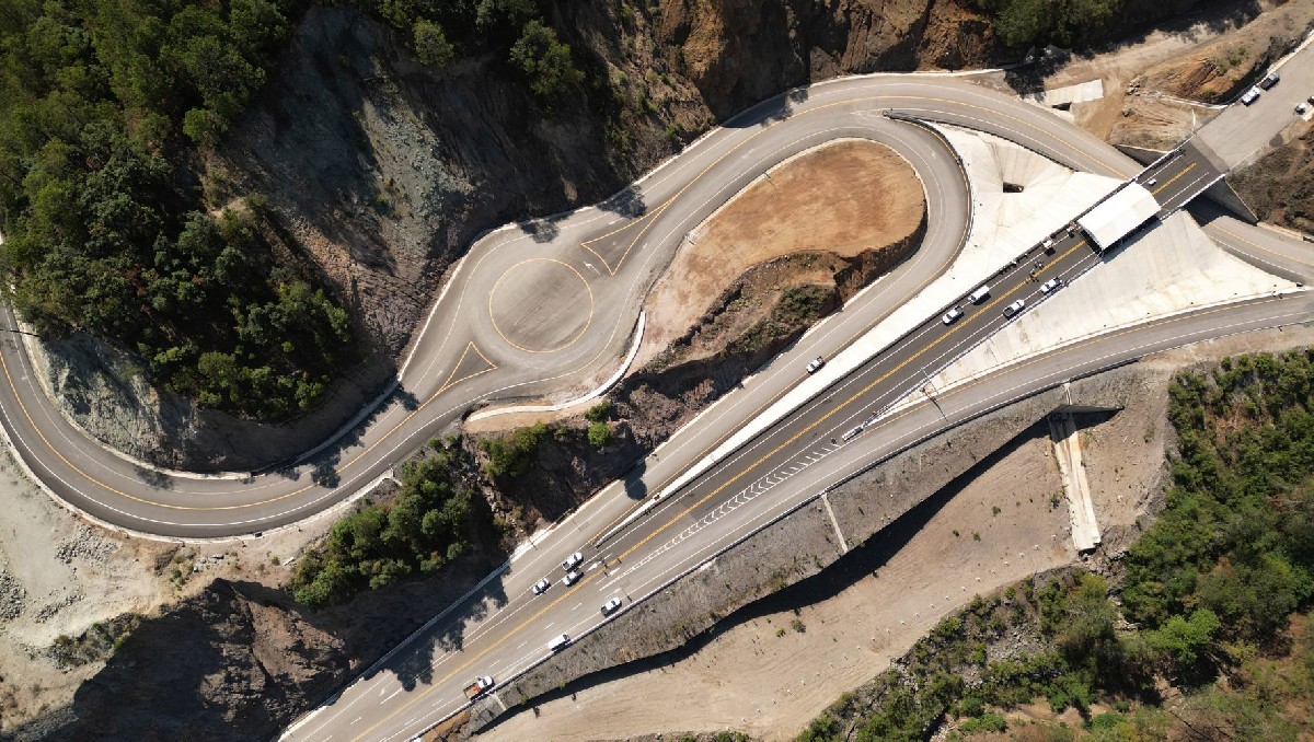 Avances en las obras de la autopista de Oaxaca al Istmo de Tehuantepec. Foto: (Cuartoscuro)
