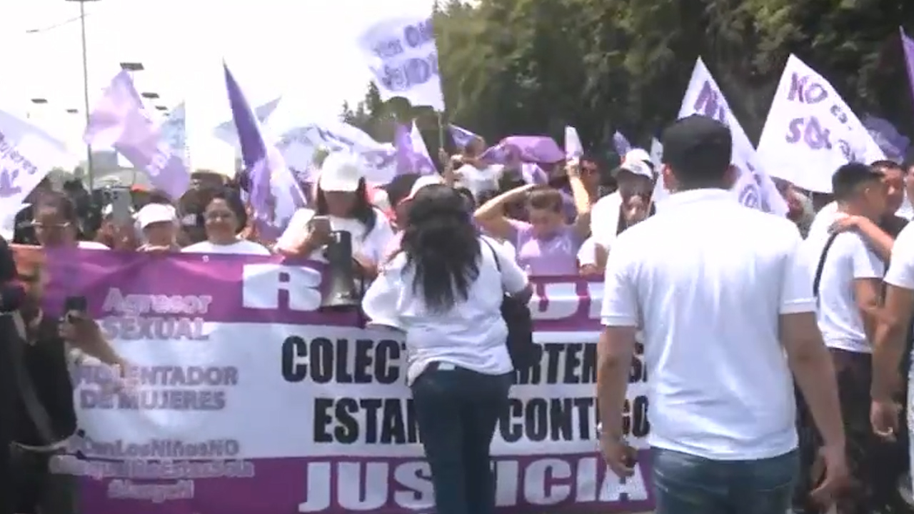 Bloquean Periférico Norte en Naucalpan por falta de atención a casos de violencia intrafamiliar