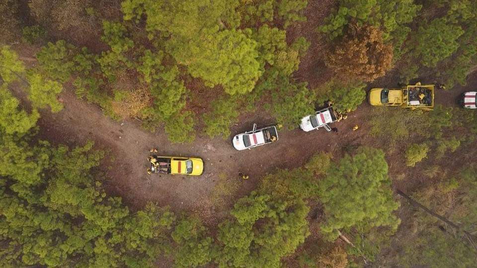Traslado de personal al cerro de Alquitrán para sofocar incendio | Especial
