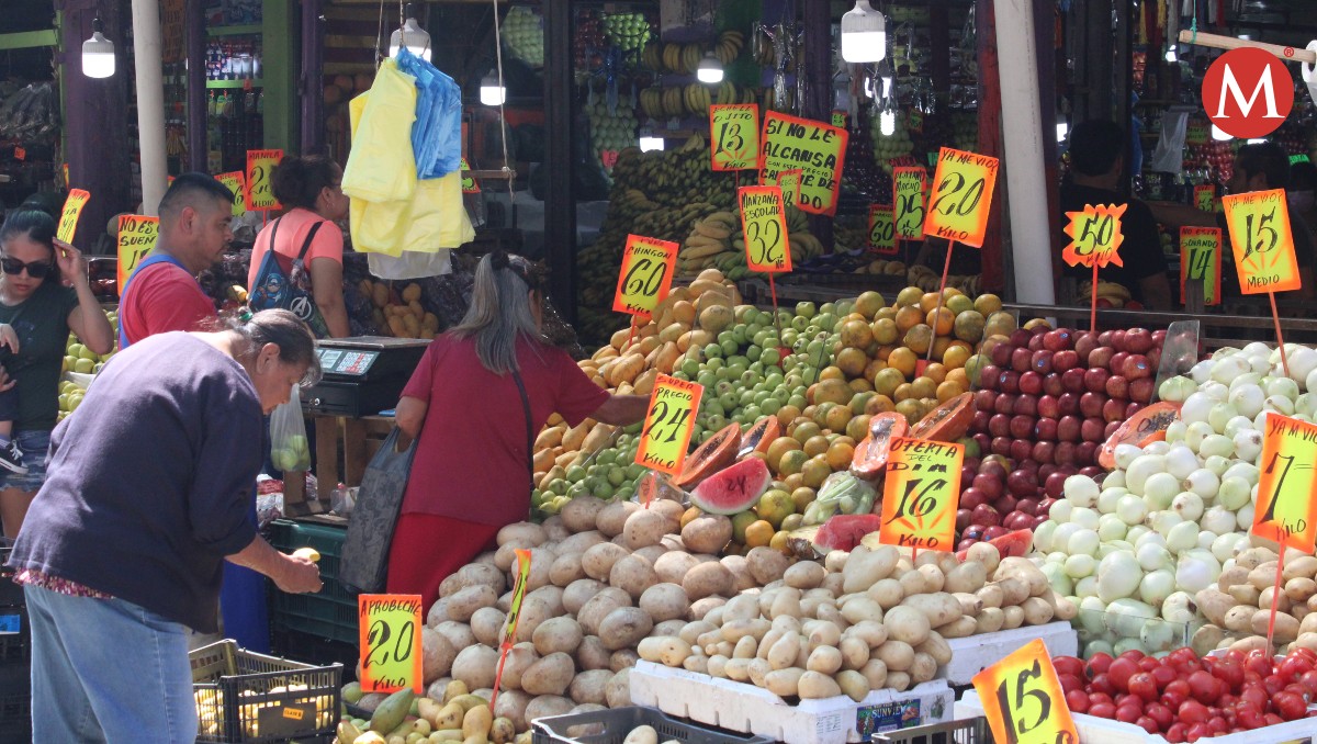Venta de alimentos en el mercado de Tampico. (Yazmín Sánchez)
