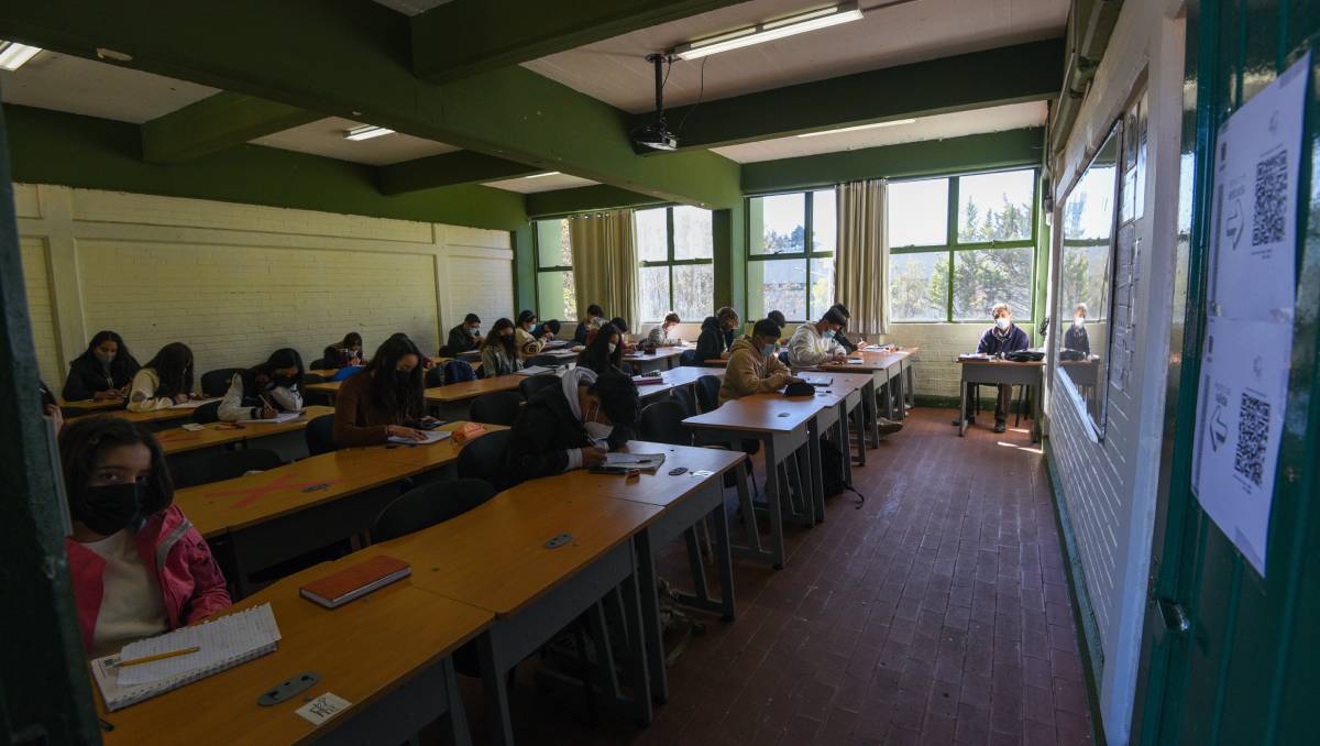 El principal problema en escuelas es acceso a agua potable, con 54 mil 662 planteles, equivalente a 26.6 por ciento del total. | Cuartoscuro