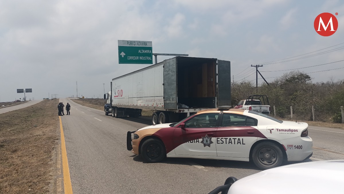 Trailero se da a la fuga; hay persecución en Ciudad Madero y Altamira
