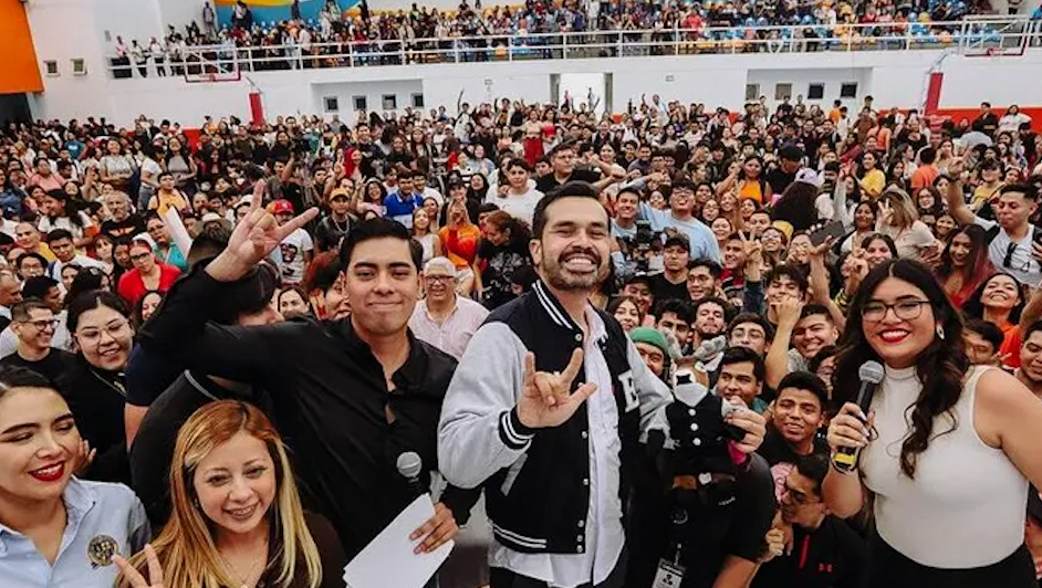 Así fue el encuentro de Jorge Álvarez Máynez con estudiantes de la UAEM