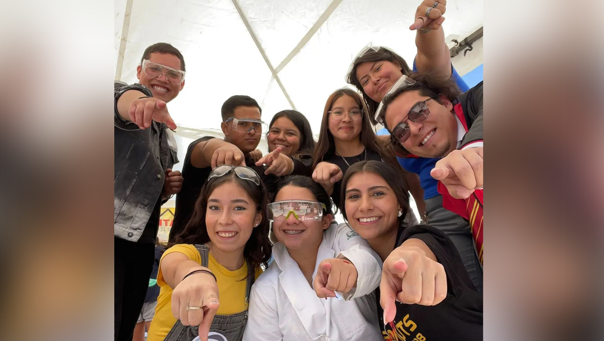 Integrantes de Jóvenes por más Ciencia. (cortesía)