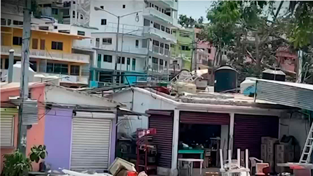 Locatarios de los mercados de Acapulco esperan que el turismo crezca para poder seguir adelante