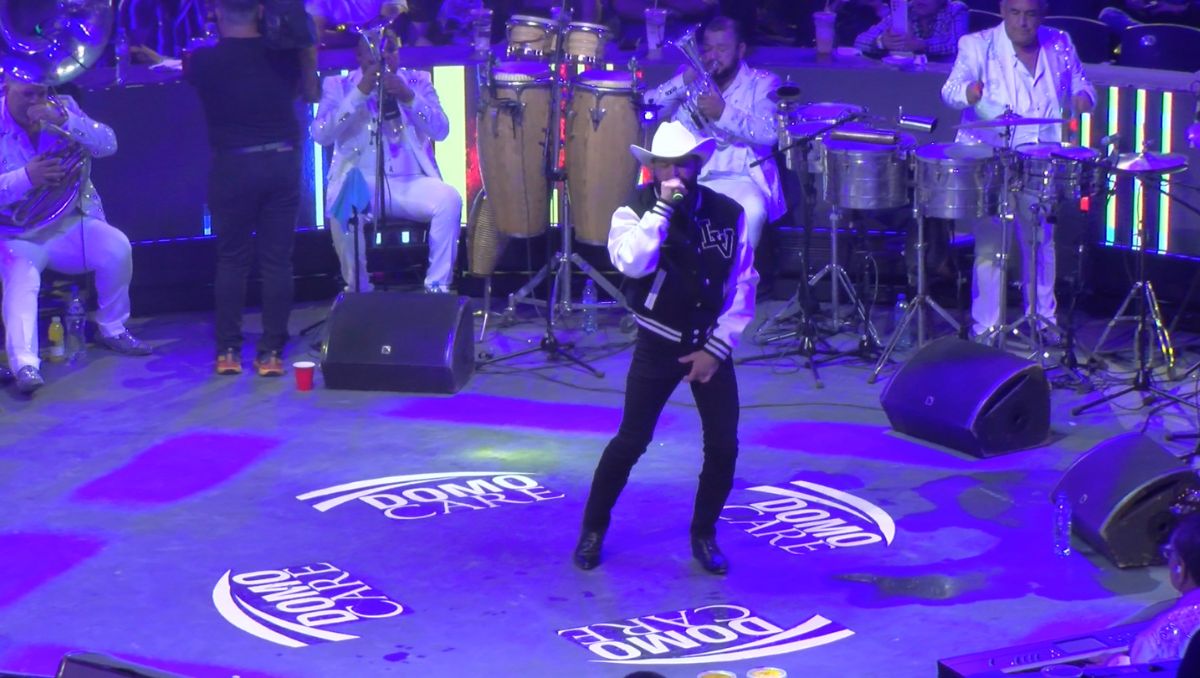 Pancho Barrza se presentó e inauguró la temporada 2024 de conciertos en el Domo Care. Ángel Martínez