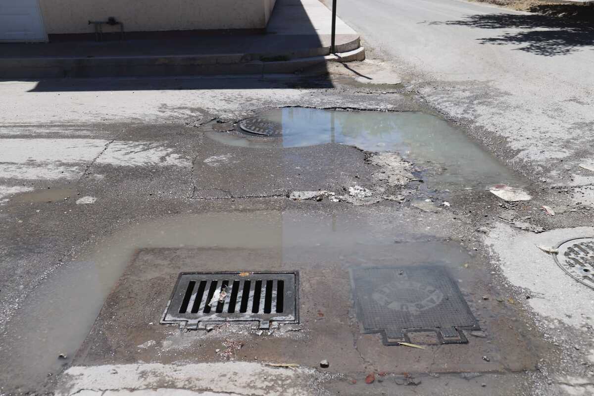 En Lerdo siguen las quejas por aguas negras. (Especial)