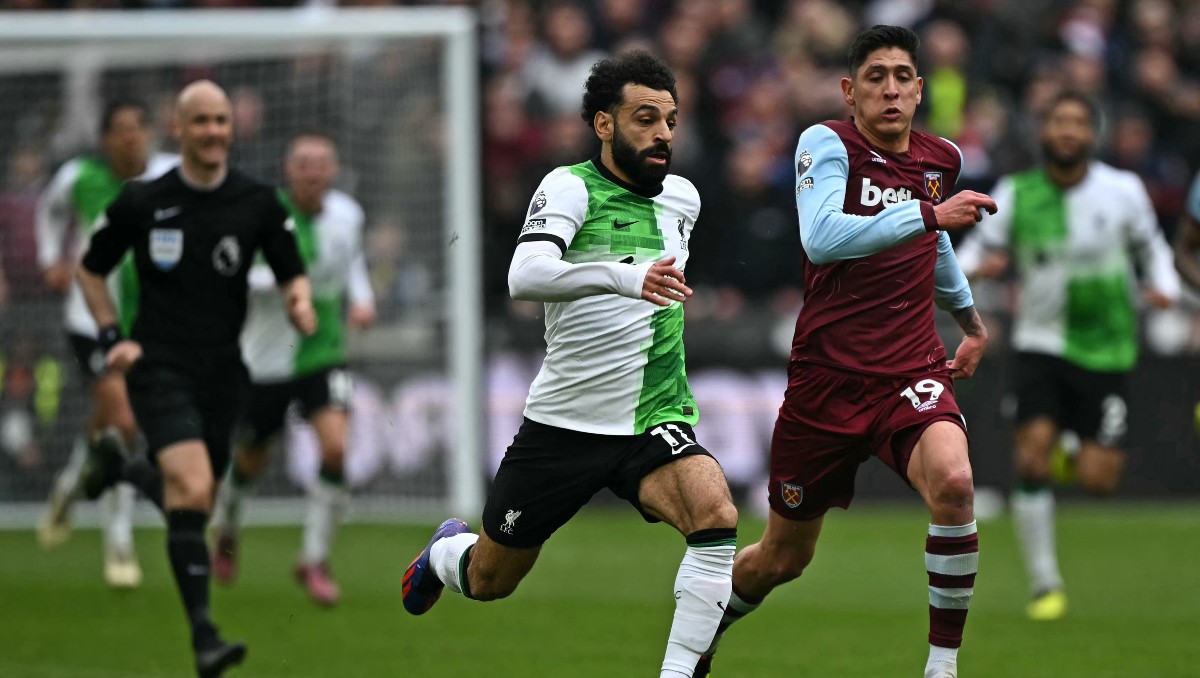 Liverpool empata con el West Ham de Edson Álvarez (AFP)