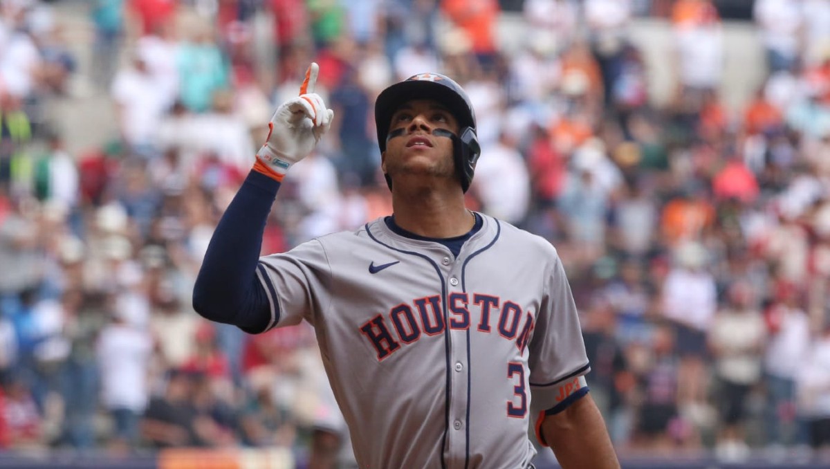 Jeremy Peña, jugador de Houston Astros, fascinado por los tacos en CdMx (Ariana Pérez)