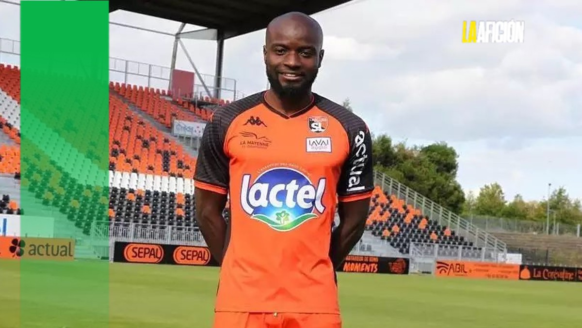 Futbolista culpa a vacunas de Covid-19 de su prematuro retiro y planea demandar a laboratorios (Instagram @guccifiix)