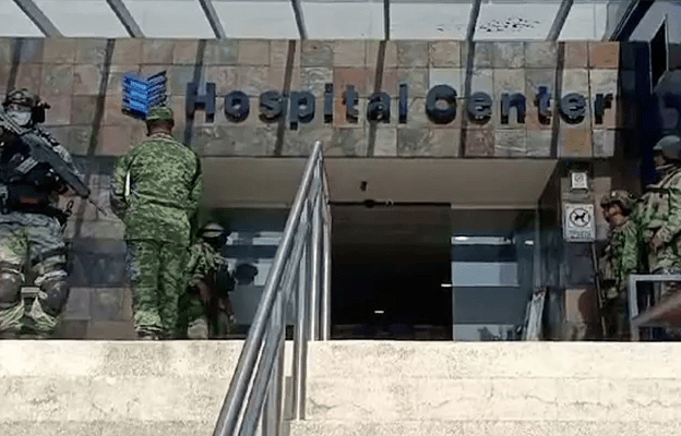 Hombres armados asesinan a paciente en hospital privado de Cuernavaca, Morelos